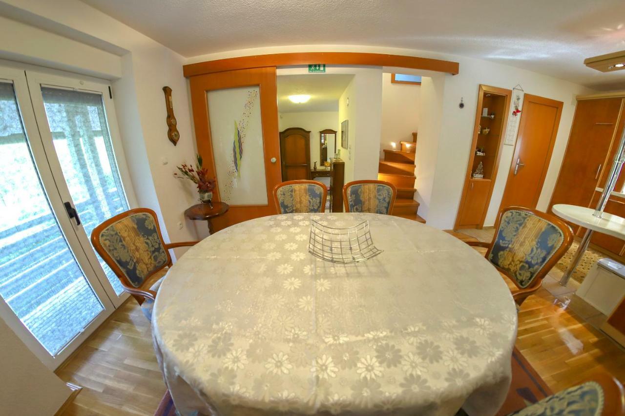Holiday Home Villa Sara Bihac Exterior photo